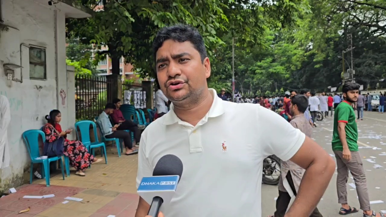 ঢাবির কিছু শিক্ষক শিবিরের ভাষায় কথা বলছেন : অভিযোগ নাছিরের