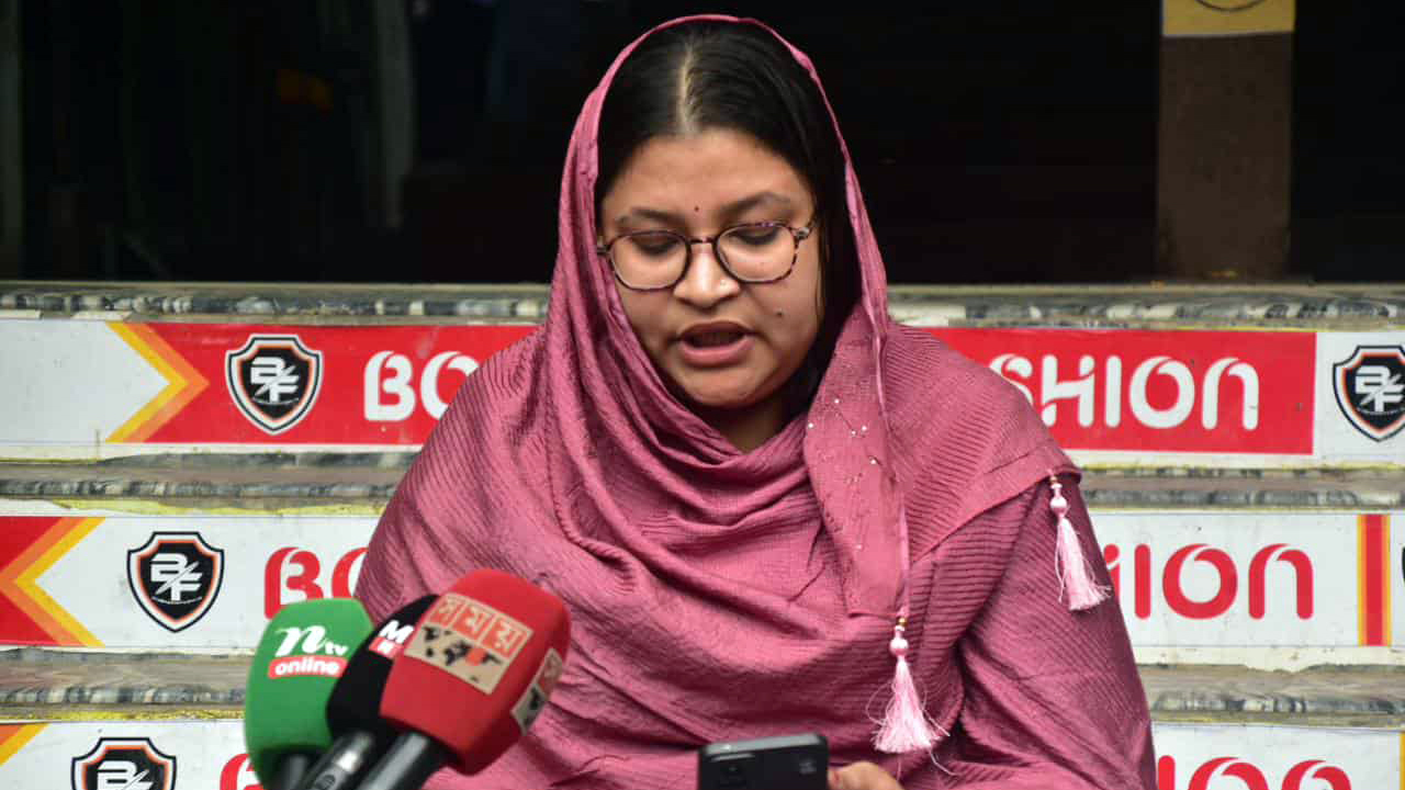 রাজশাহীতে এনসিপি নেত্রীর পদত্যাগ