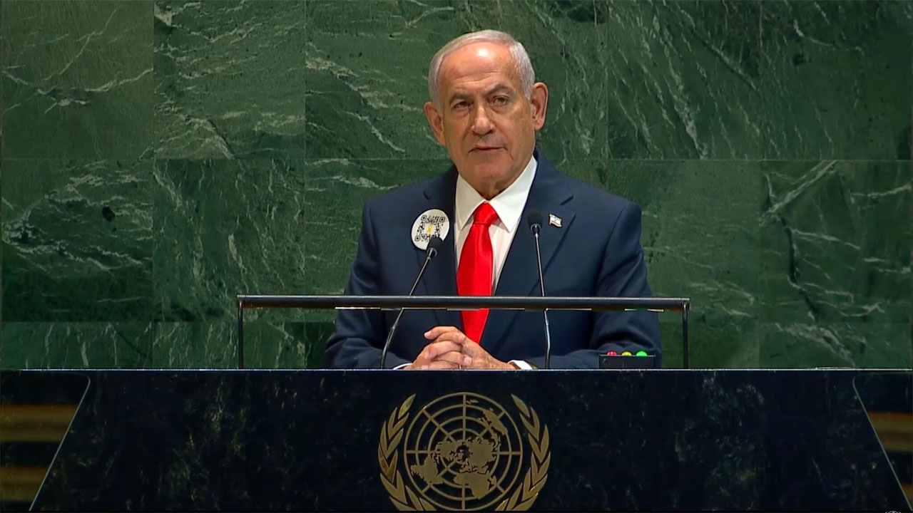 নেতানিয়াহুর বক্তব্য শুরুর সাথে সাথে খালি জাতিসংঘের অধিবেশন কক্ষ