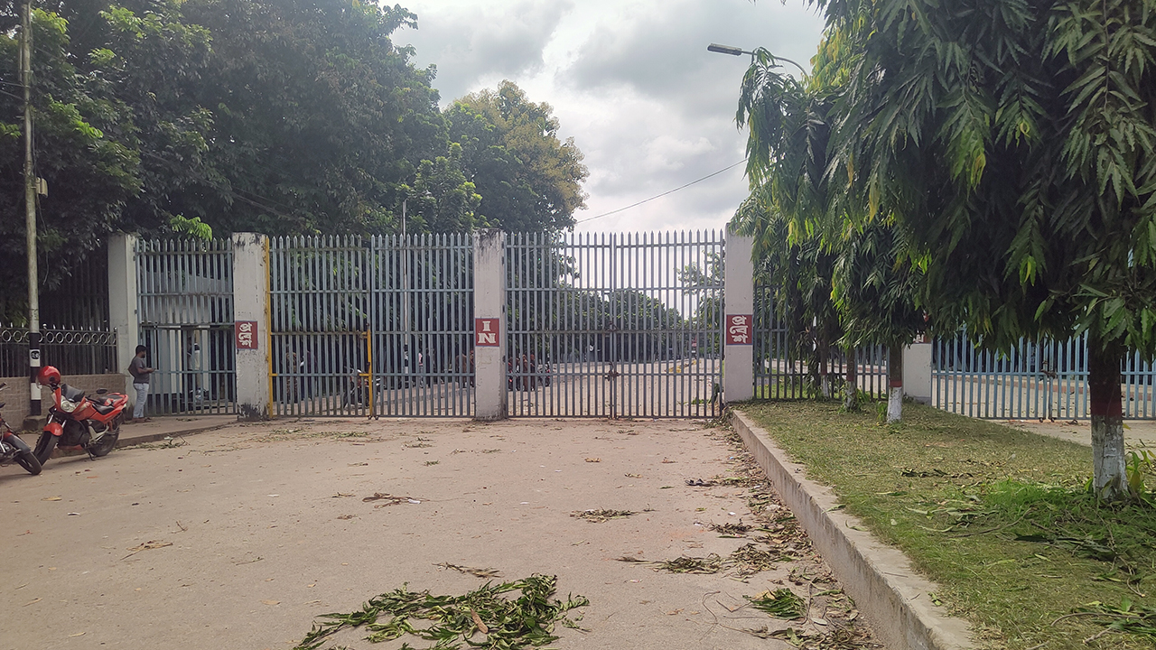 উত্তরা ইপিজেডে সংঘর্ষ ও শ্রমিক নিহতের ঘটনায় সব কারখানা বন্ধ