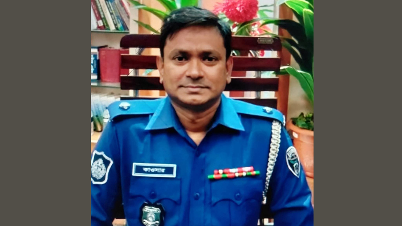 দুই পক্ষের সংঘর্ষ : হাটহাজারী থানার ওসিকে প্রত্যাহার