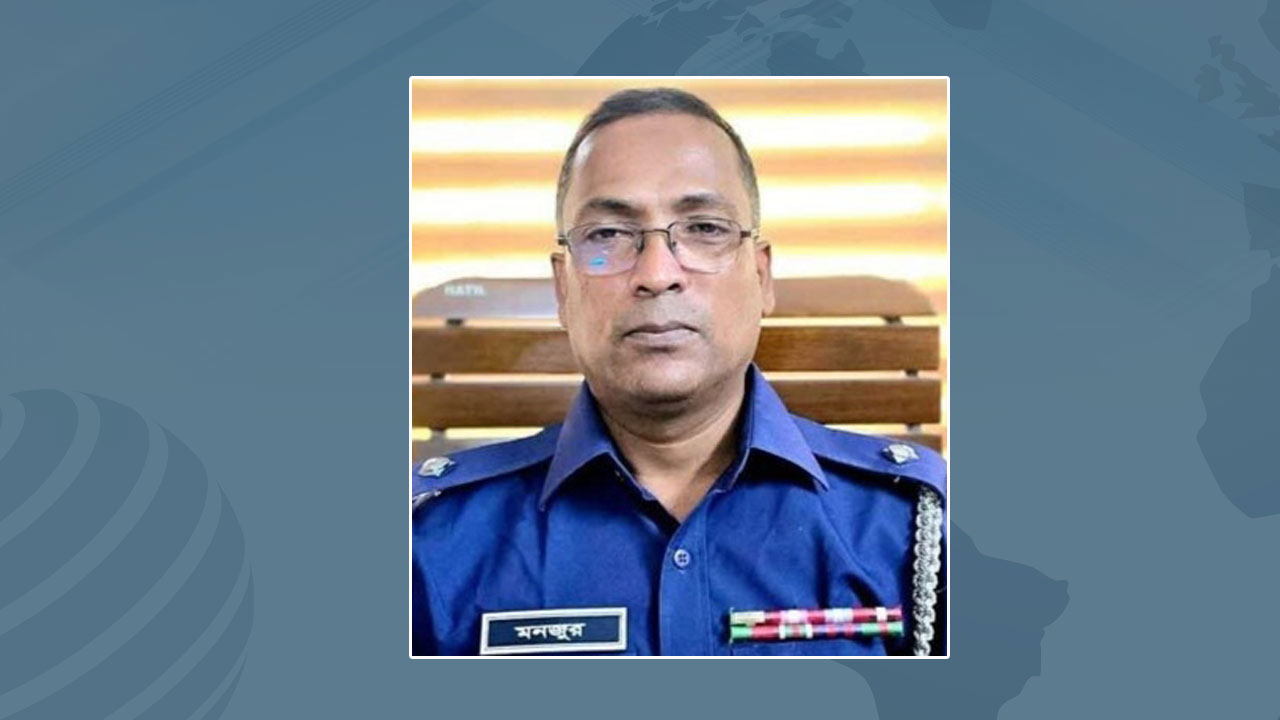 স্বরাষ্ট্র উপদেষ্টার নির্দেশে প্রত্যাহার হওয়া ওসিকে হাটহাজারীতে পদায়ন