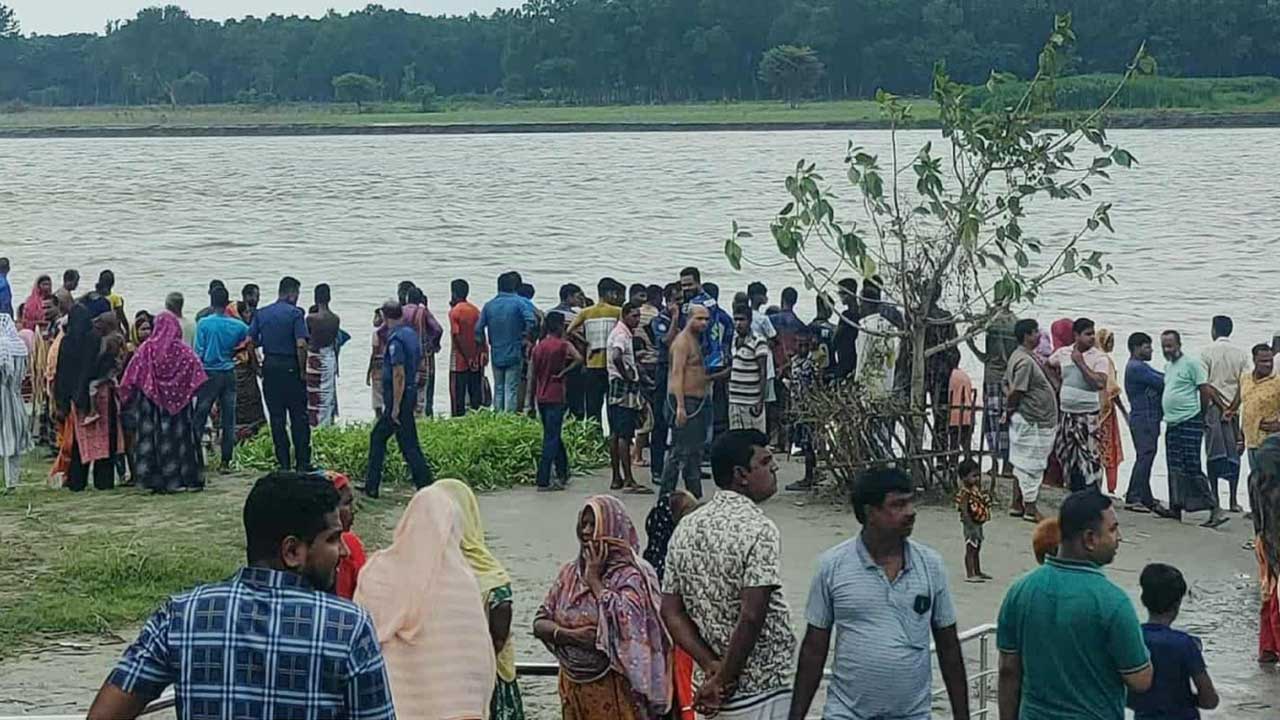 মরদেহ সৎকার করতে যাওয়ার পথে নৌকাডুবি, নিখোঁজ দুজনের মরদেহ উদ্ধার