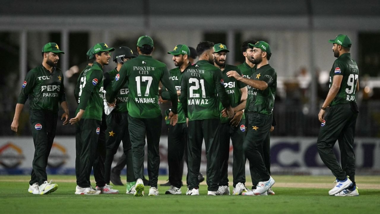 পাইক্রফটের ক্ষমা চাওয়াকে ‘নৈতিক জয়’ হিসেবে দেখছে পাকিস্তান