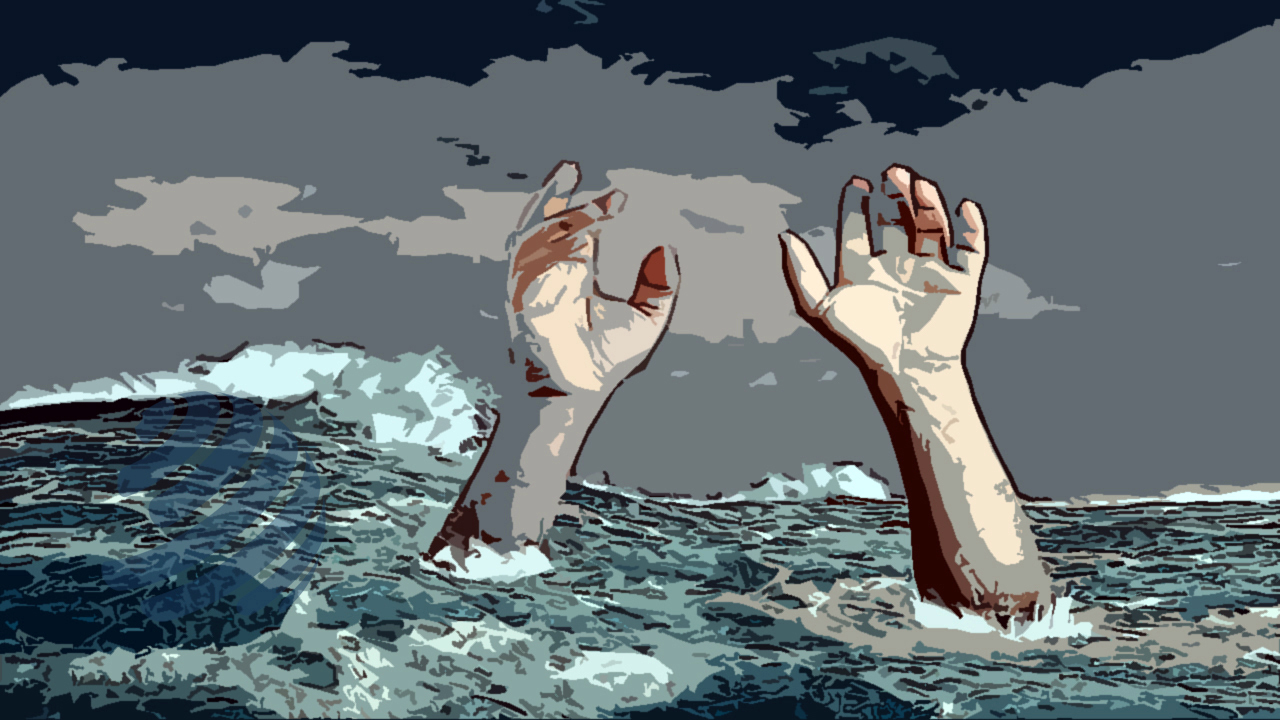 নেত্রকোণায় স্পিডবোট উল্টে ৪ বরযাত্রী নিখোঁজ