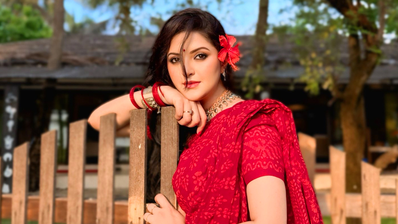 দোয়া করি যেন এই সুখে কারো নজর না লাগে : পরীমণি