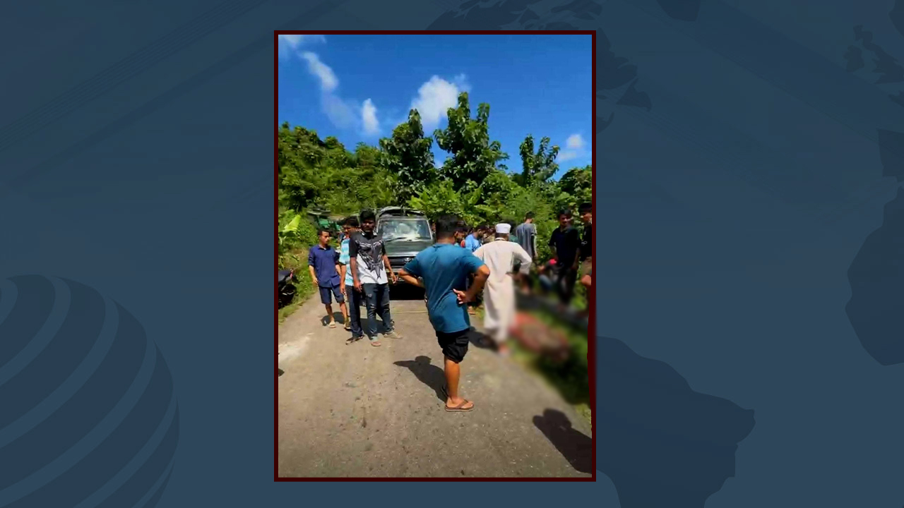 সাজেকে জিপ খাদে পড়ে খুবি ছাত্রী নিহত, আহত ১২