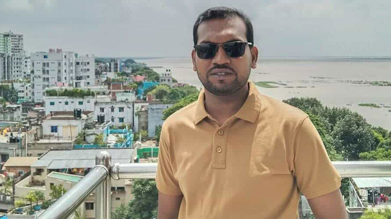 রাকসু নির্বাচন থেকে সরে দাঁড়ালেন ছাত্রদল নেতা