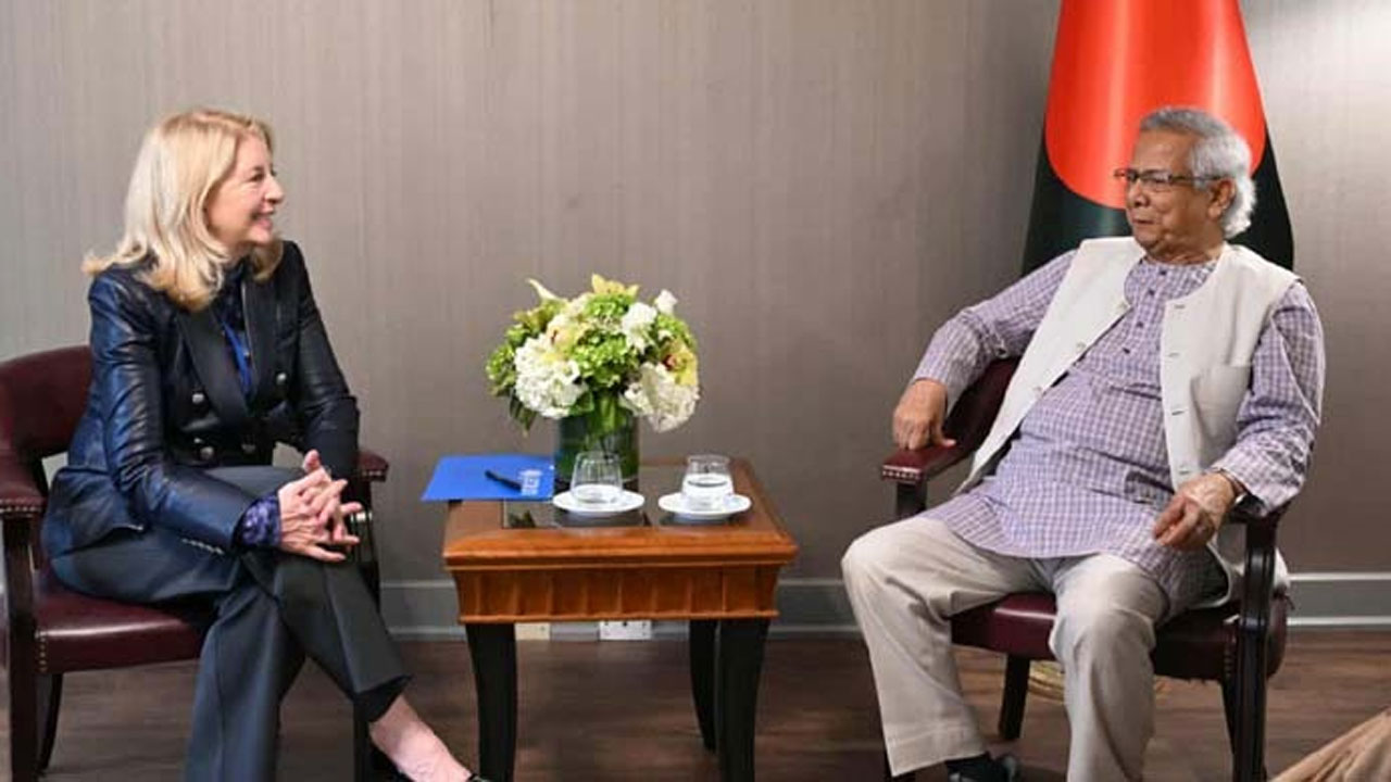 প্রধান উপদেষ্টার সঙ্গে ইউনিসেফের নির্বাহী পরিচালকের সাক্ষাৎ 