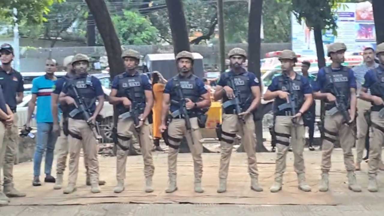 ২ হাজারের বেশি পুলিশ, সোয়াট টিম, ডগ স্কোয়াড প্রস্তুত : ডিএমপি কমিশনার