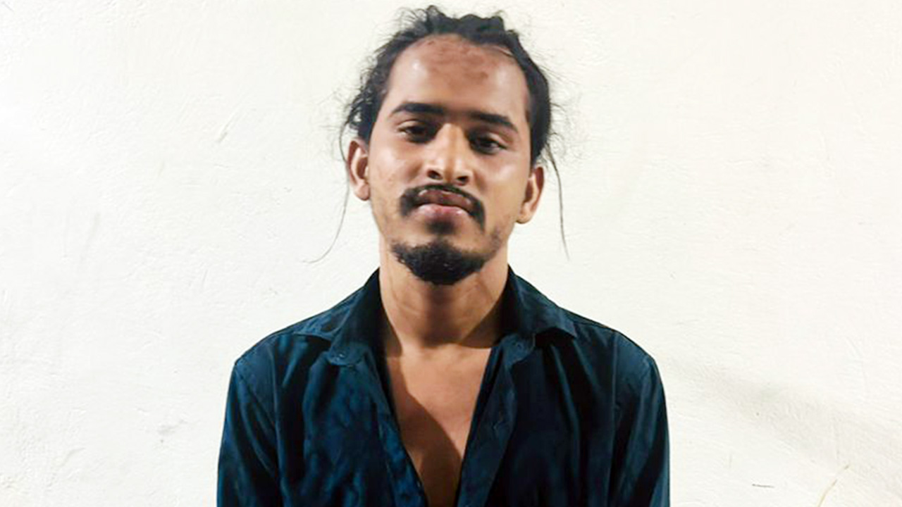 জাফলংয়ে ঘুরতে গিয়ে শীর্ষ সন্ত্রাসী শুটার রিয়াজ গ্রেপ্তার