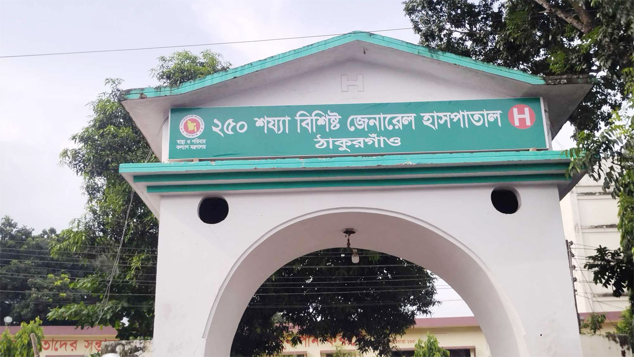 সাপের ছোবলে স্কুলছাত্রীর মৃত্যু, ওঝার ঝাঁড়ফুকে নষ্ট হলো পাঁচ ঘণ্টা