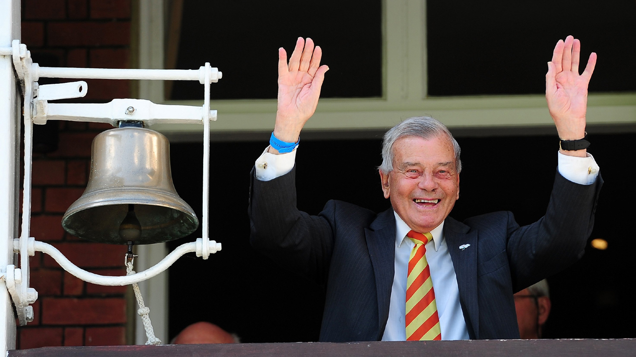 কিংবদন্তি ও জনপ্রিয় আম্পায়ার বার্ডের চিরবিদায়