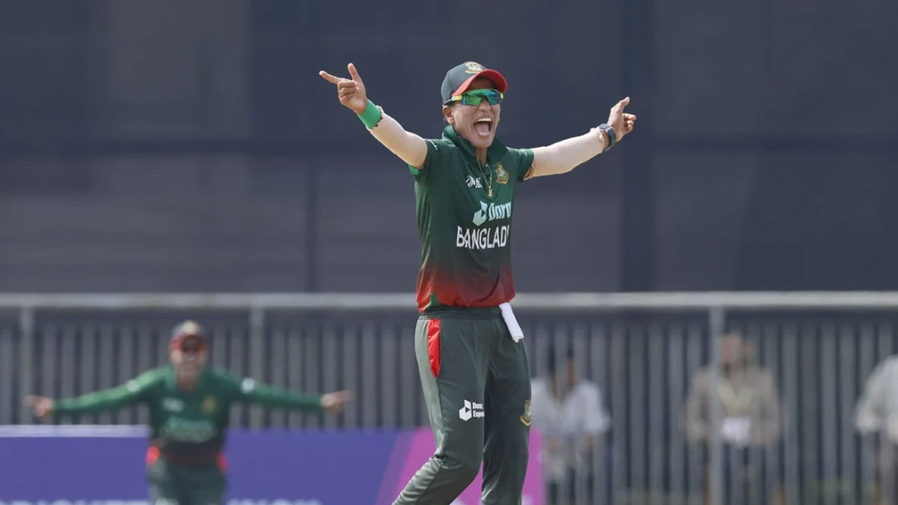 বিসিবির নির্বাচক হলেন সালমা খাতুন