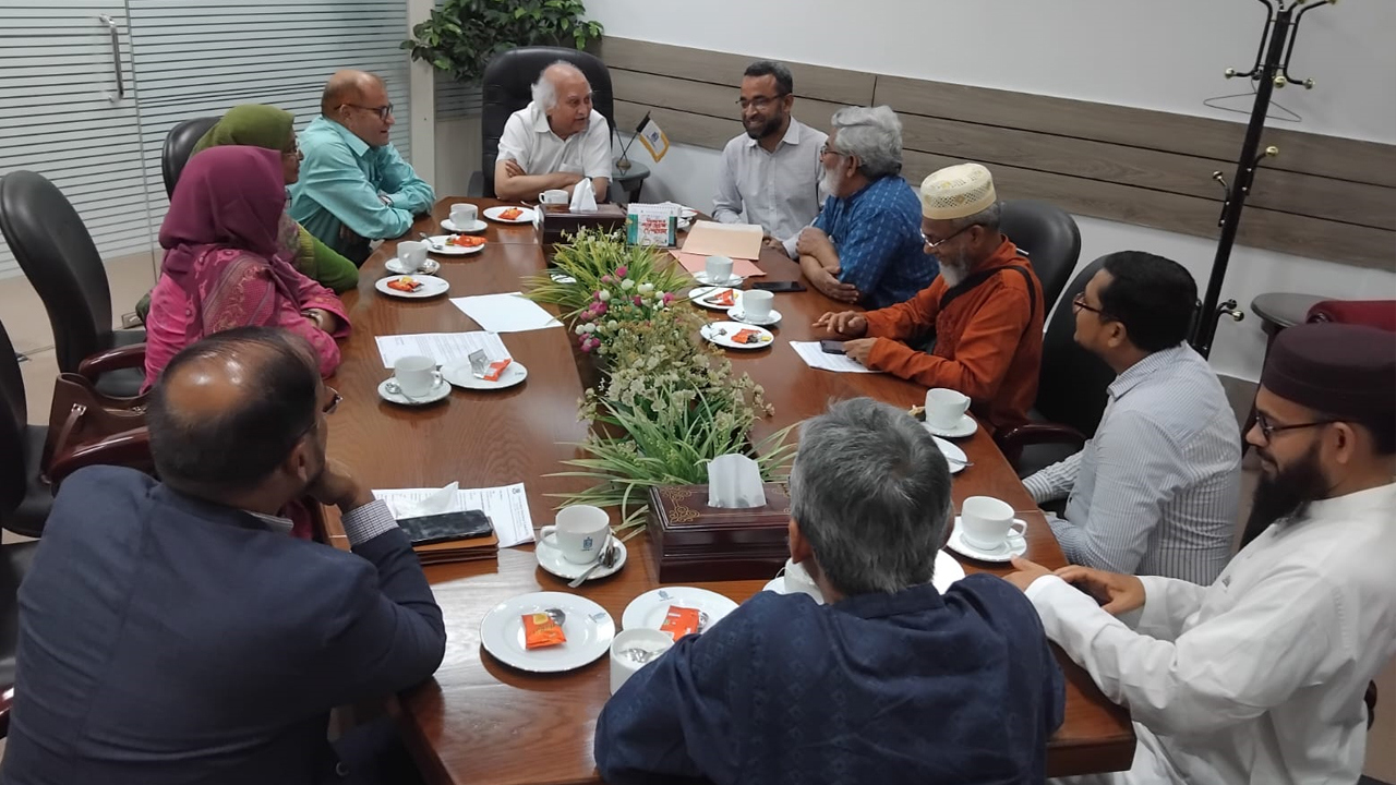 বিশ্ববিদ্যালয় শিক্ষকদের স্বতন্ত্র বেতন স্কেল ও ‘জুলাই কর্নার’ চায় ইউটিএ