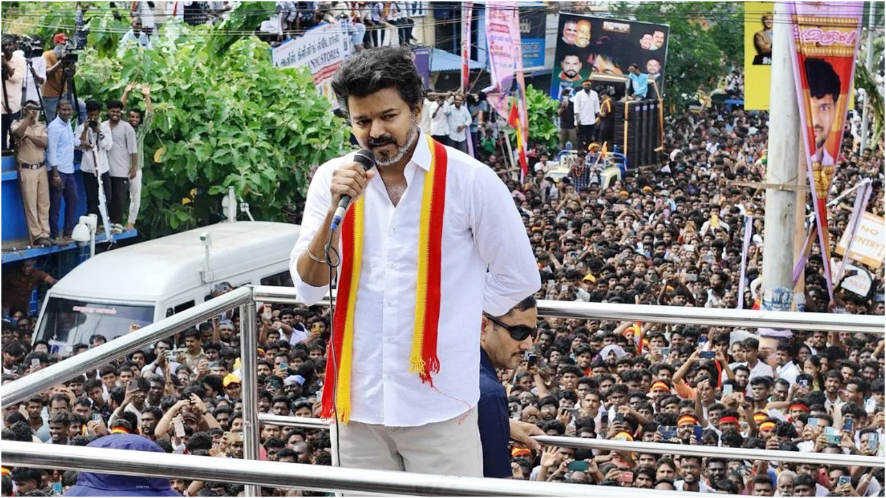 থালাপতি বিজয়ের সমাবেশে আসলে কী ঘটেছিল?