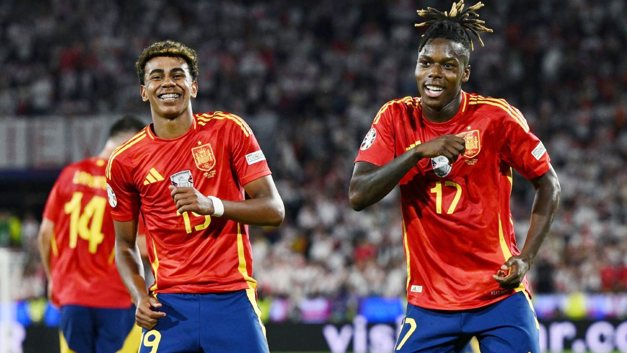 বিশ্বকাপ বাছাইয়ের ম্যাচসহ টিভিতে খেলার সূচি