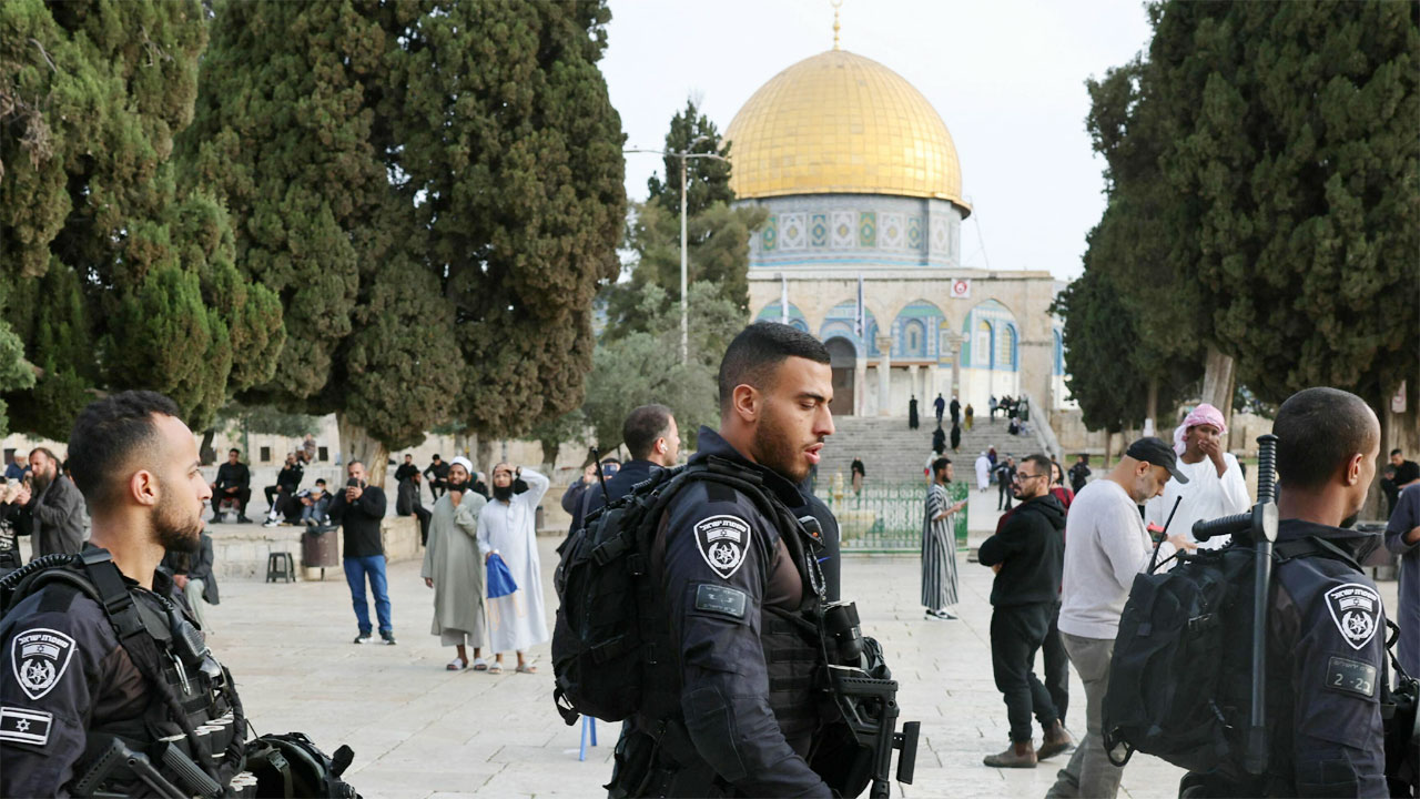 রমজানে আল-আকসায় প্রবেশ সীমিত করার পরিকল্পনা ইসরায়েলের