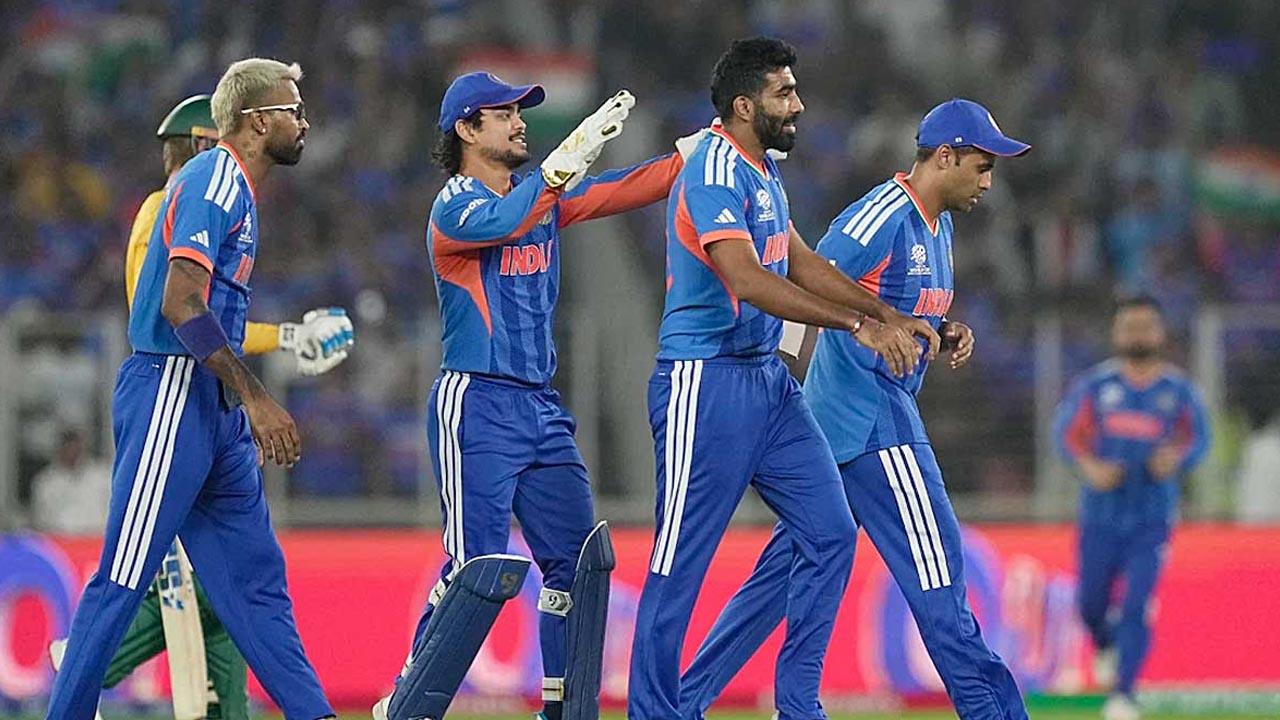 ‘রোহিত এভাবে বুমরাহকে ব্যবহার করতো না’