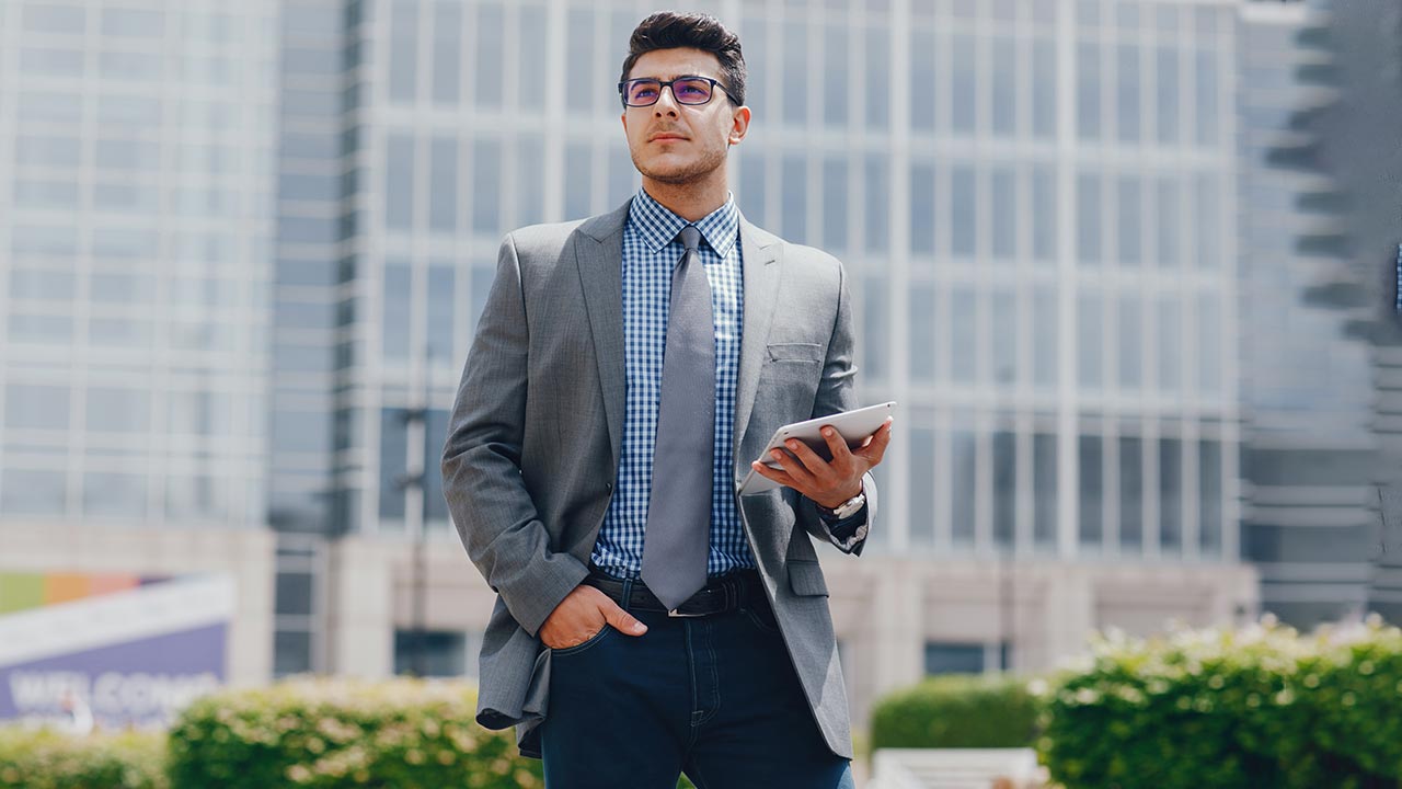 ক্যারিয়ারে ভালো করতে চান? জেনে নিন কী করবেন