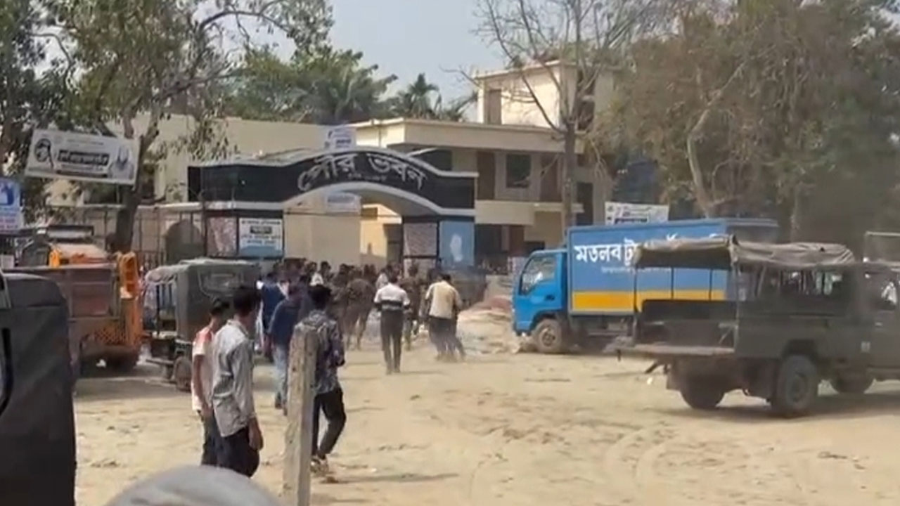 চাঁদপুরে টেন্ডার নিয়ে বিএনপির দুই গ্রুপের সংঘর্ষ