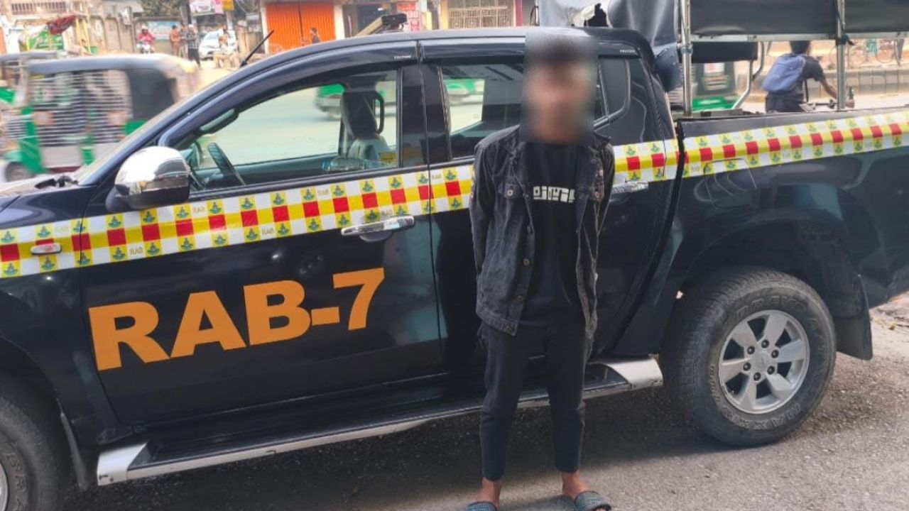 সীতাকুণ্ডে নিরাপত্তাকর্মী সালাউদ্দিন হত্যা, আসামি গ্রেপ্তার