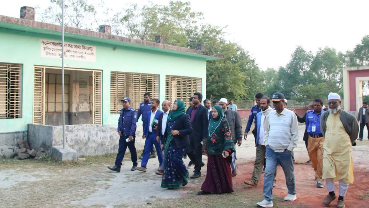 সাতক্ষীরার ১৭৯ ভোটকেন্দ্র ঝুঁকিপূর্ণ, সব কেন্দ্রে থাকছে সিসি ক্যামেরা