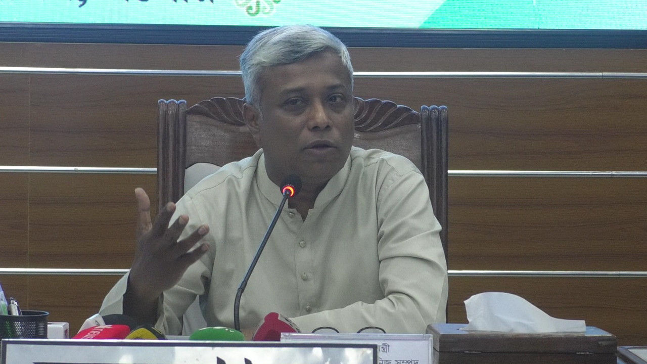 সন্ত্রাস-মাদকে রাজনৈতিক পৃষ্ঠপোষকতা বন্ধ করতে চাই : বিদ্যুৎ প্রতিমন্ত্রী