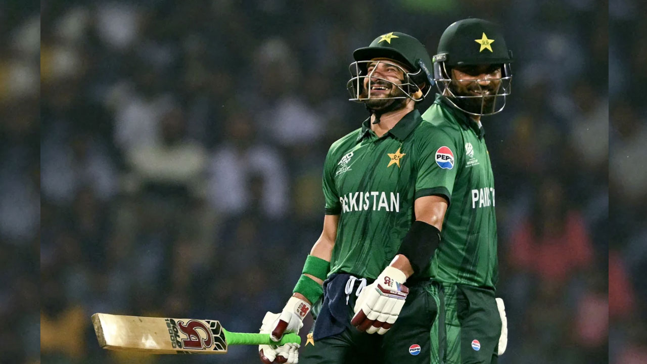 শ্রীলঙ্কা ১৪৮ রান করলেই পাকিস্তানের বিদায়, সেমিফাইনালে নিউজিল্যান্ড