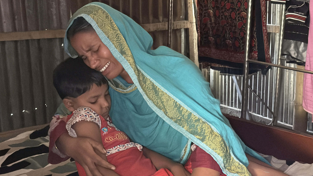 টাকার অভাবে শিশু জান্নাতের চিকিৎসা বন্ধ, সহায়তার আকুতি পরিবারের