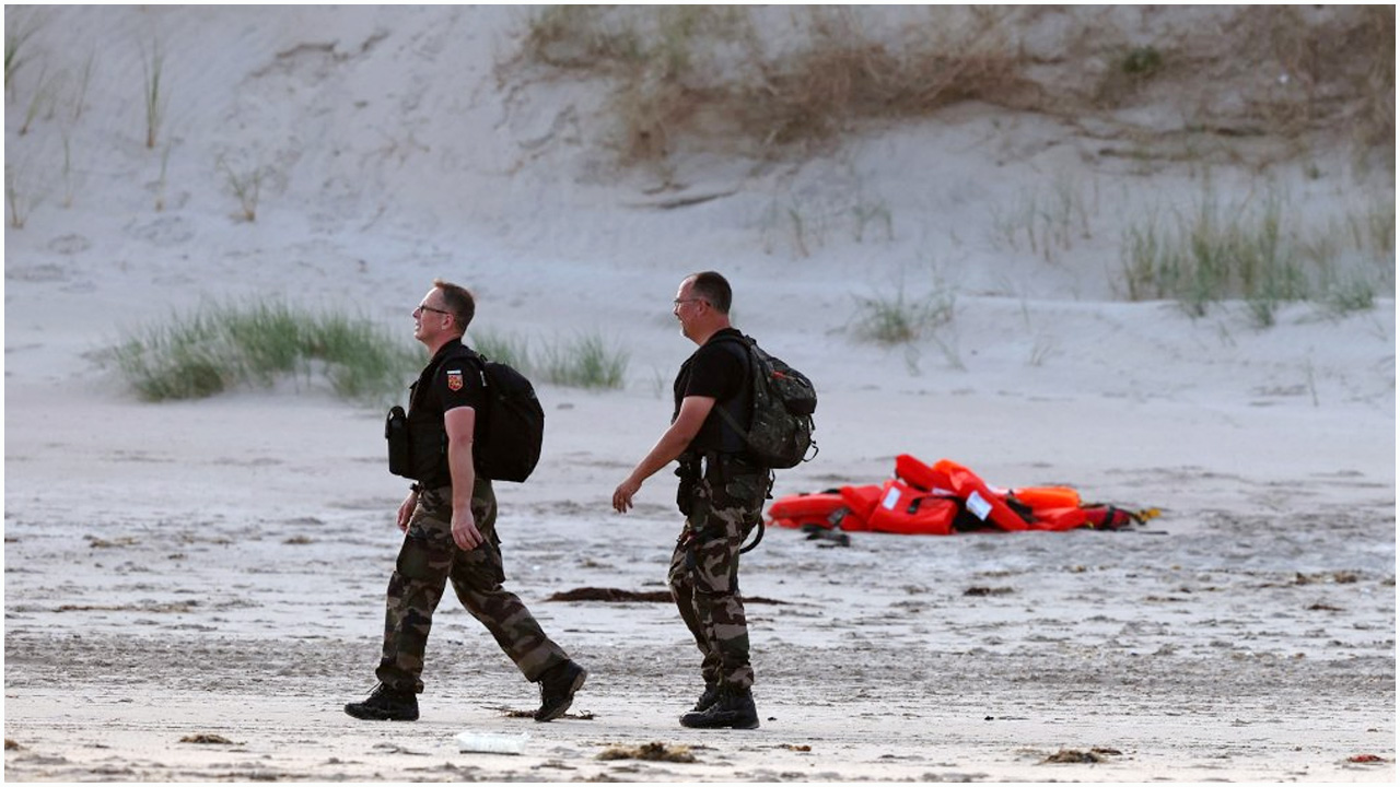 ফরাসি উপকূল থেকে উদ্ধার ৬ হাজার অভিবাসী, নিহত ২৫