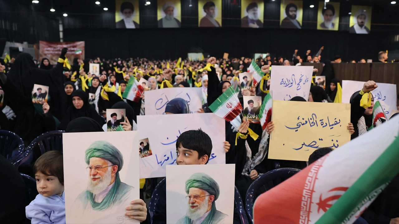 লেবাননের সশস্ত্র গোষ্ঠীর সরাসরি নিয়ন্ত্রণ নিলো ইরানের বিপ্লবী গার্ড