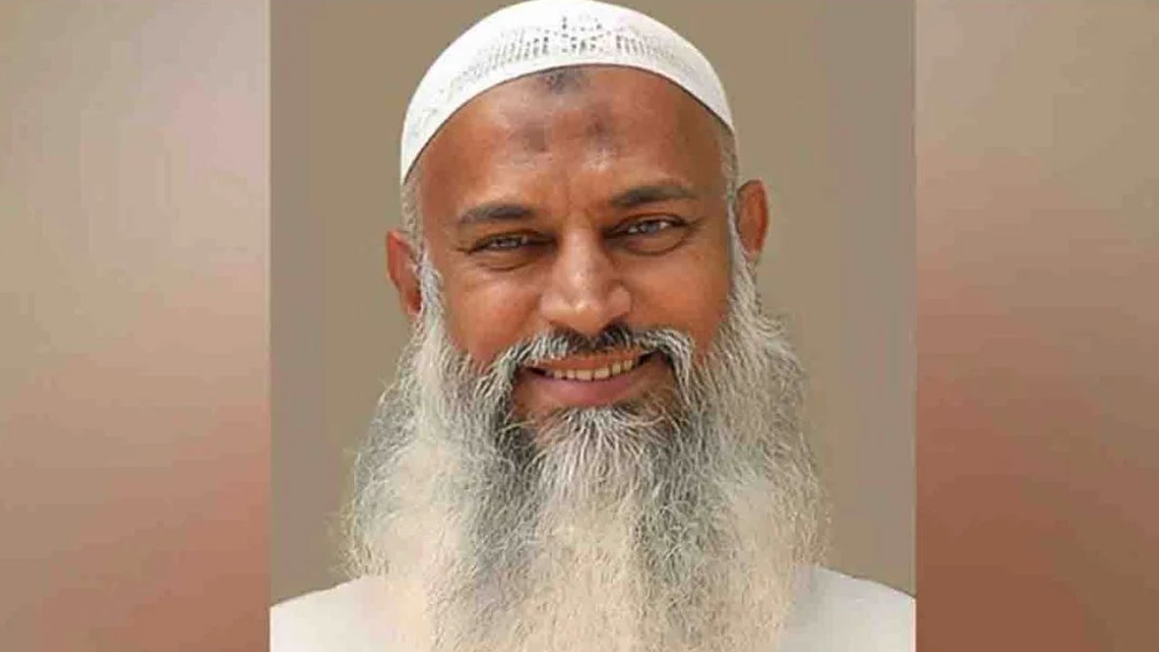 বাংলাদেশ-মালয়েশিয়ার মন্ত্রী পর্যায়ে বৈঠক: হজ ও ধর্মীয় সহযোগিতার অঙ্গীকার