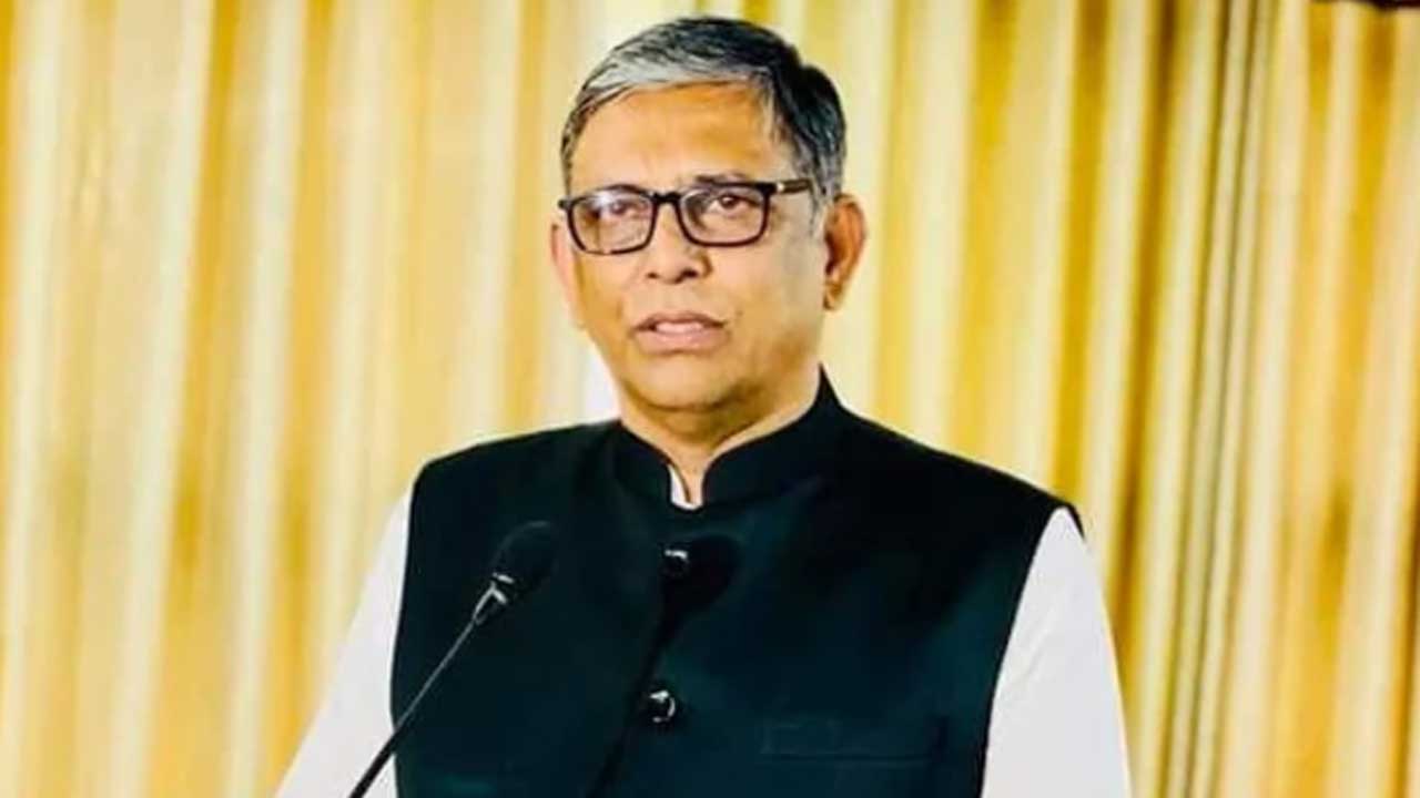 সাবেক এমপি বাহাউদ্দিন ও পরিবারের ৪৬ ব্যাংক হিসাব ফ্রিজ