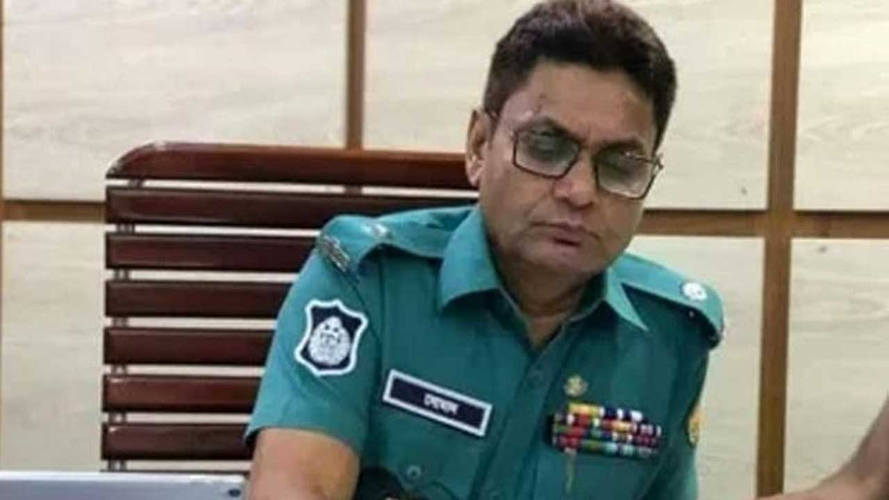 পুলিশের সাবেক এডিসি শিবলী নোমানের দেশত্যাগে নিষেধাজ্ঞা