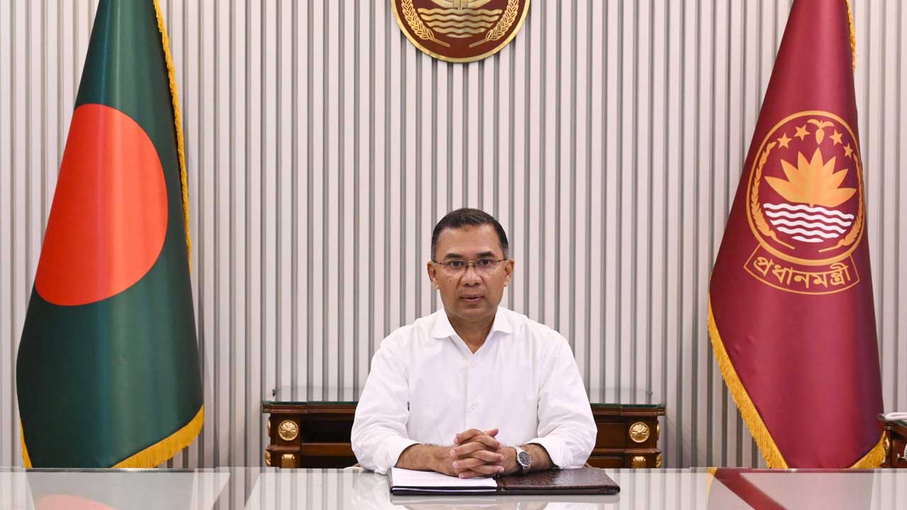 সারা দেশে রেল যোগাযোগ ব্যবস্থা ঢেলে সাজানোর উদ্যোগ সরকারের