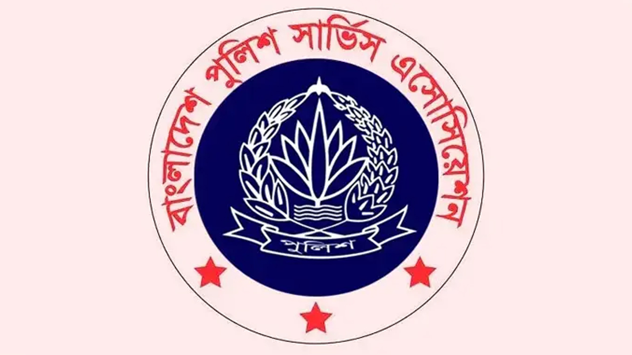 মতামত ছাড়াই পুলিশের পোশাক পরিবর্তন, পুনর্বিবেচনার আহ্বান