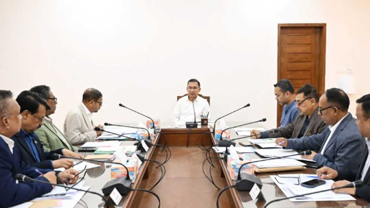 প্রধানমন্ত্রীর সভাপতিত্বে ‘সুস্বাস্থ্যের বাংলাদেশ গঠন’ সভা অনুষ্ঠিত