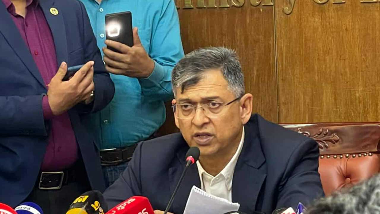 বিডিআর হত্যাকাণ্ড নিয়ে পুনরায় কমিশন গঠন হবে : স্বরাষ্ট্রমন্ত্রী