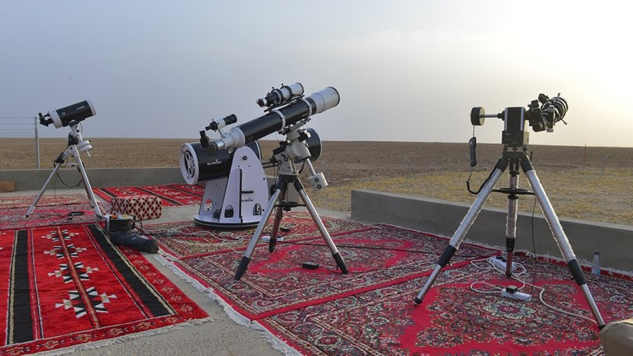 সৌদিতে রমজানের চাঁদ দেখার প্রস্তুতি চলছে