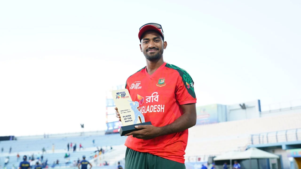 ব্যাটারদের বিপদে ফেলতে ইয়র্কার নিয়ে কাজ করছেন রিপন