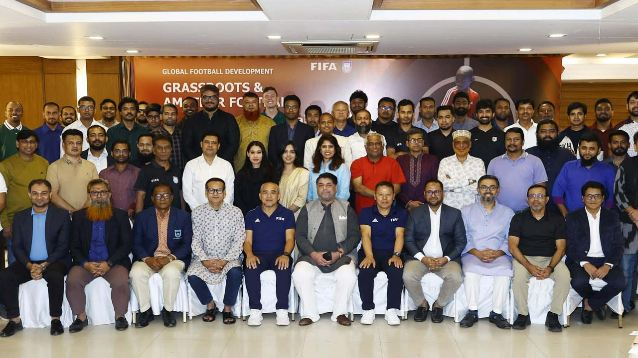 অ্যামেচার ফুটবলে ফিফার নজর
