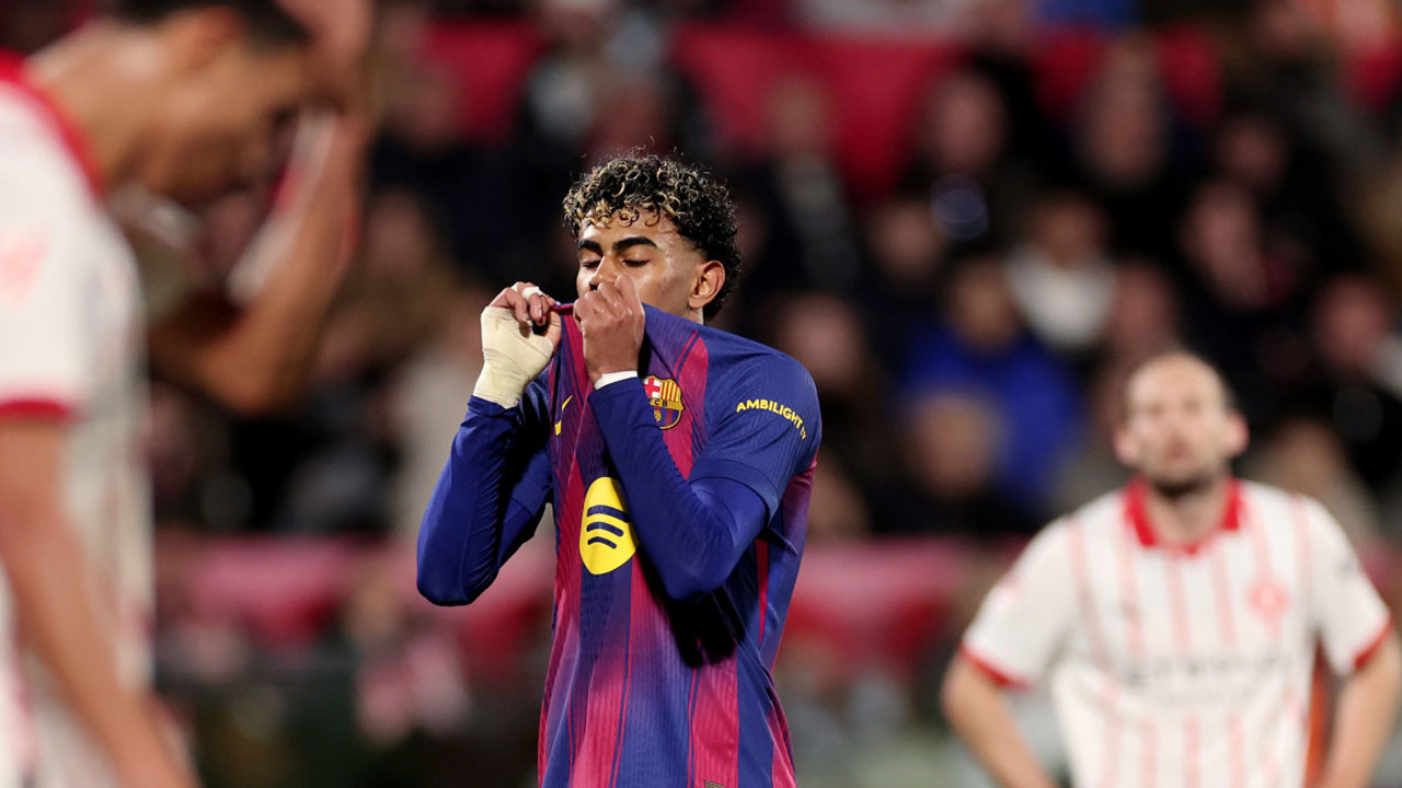 ইয়ামালের পেনাল্টি মিসে রিয়ালকে ছুঁতে পারেনি বার্সা