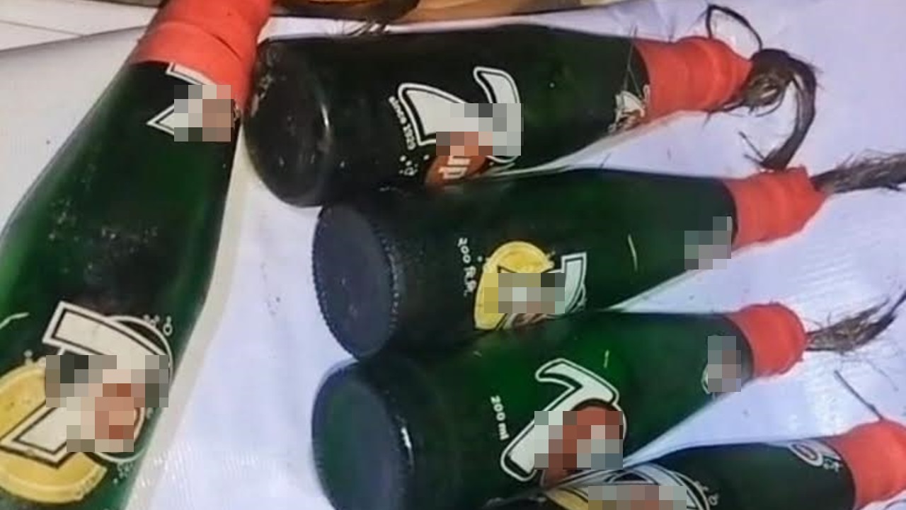 নাটোর-নওগাঁ মহাসড়কে অগ্নিসংযোগ, ককটেল-পেট্রোল বোমা উদ্ধার