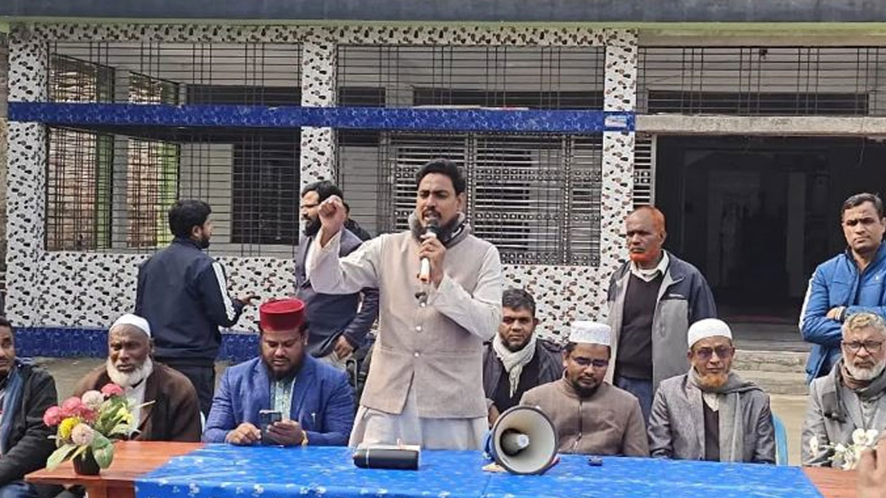 প্রাথমিকের নিয়োগ পরীক্ষা বাতিলের দাবি আখতার হোসেনের