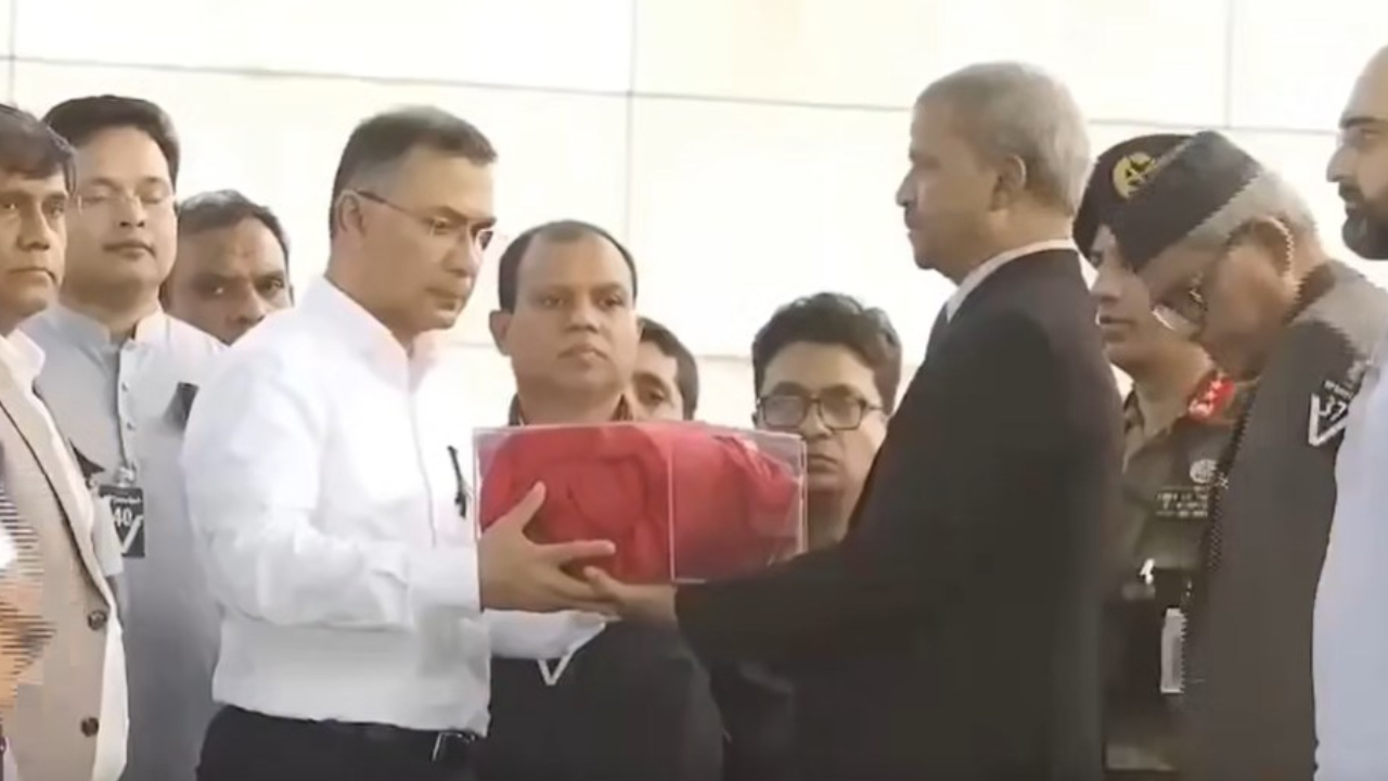 আমি বেগম খালেদা জিয়ার ভক্ত ছিলাম অনেক আগে থেকে : আসিফ নজরুল