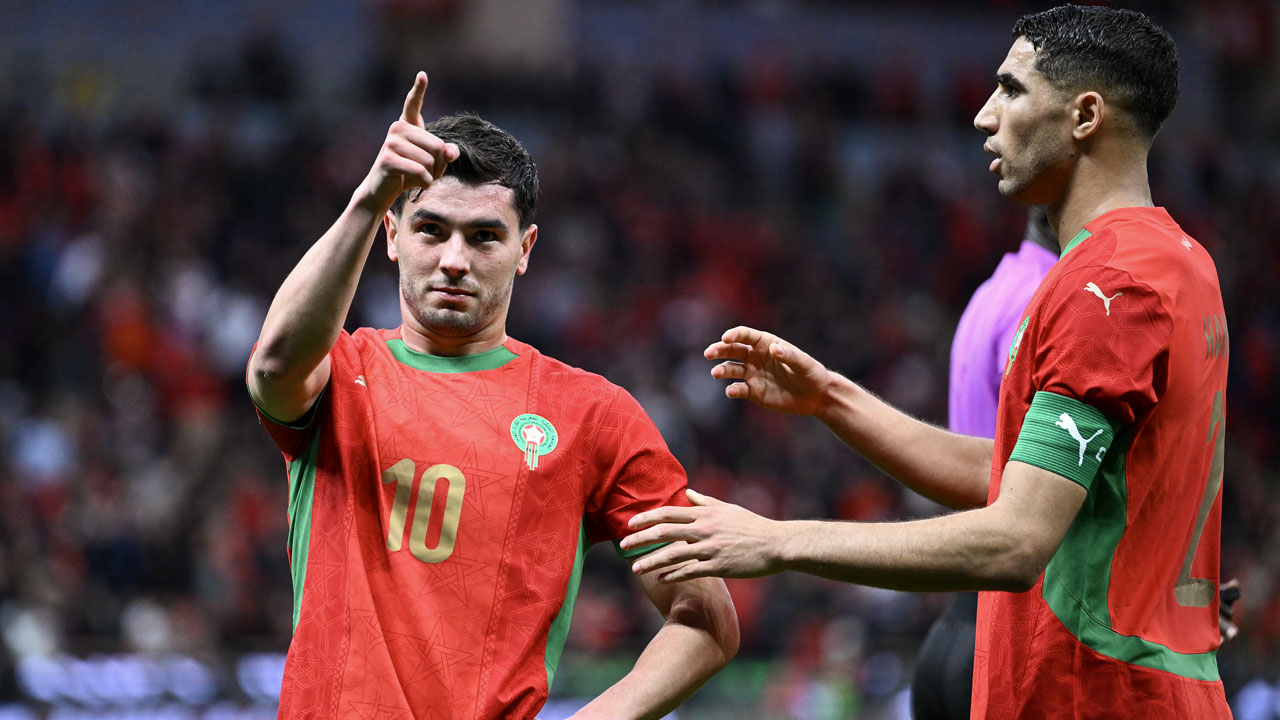 দিয়াজের ইতিহাস গড়া গোলে শেষ আটে মরক্কো