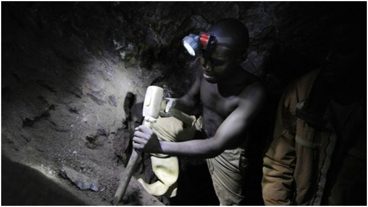 কঙ্গোতে কোলটান খনিধসে নিহত অন্তত ২২৭