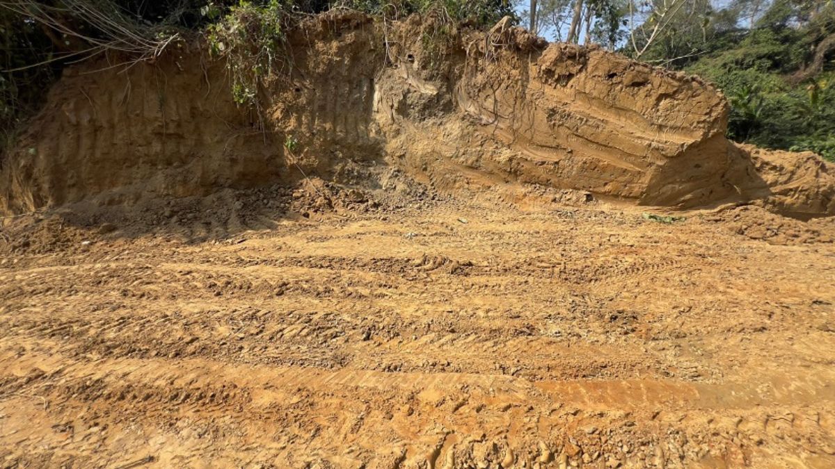 খাগড়াছড়িতে পাহাড় কেটে পরিবেশ ধ্বংসের অভিযোগে তদন্ত কমিটি গঠন