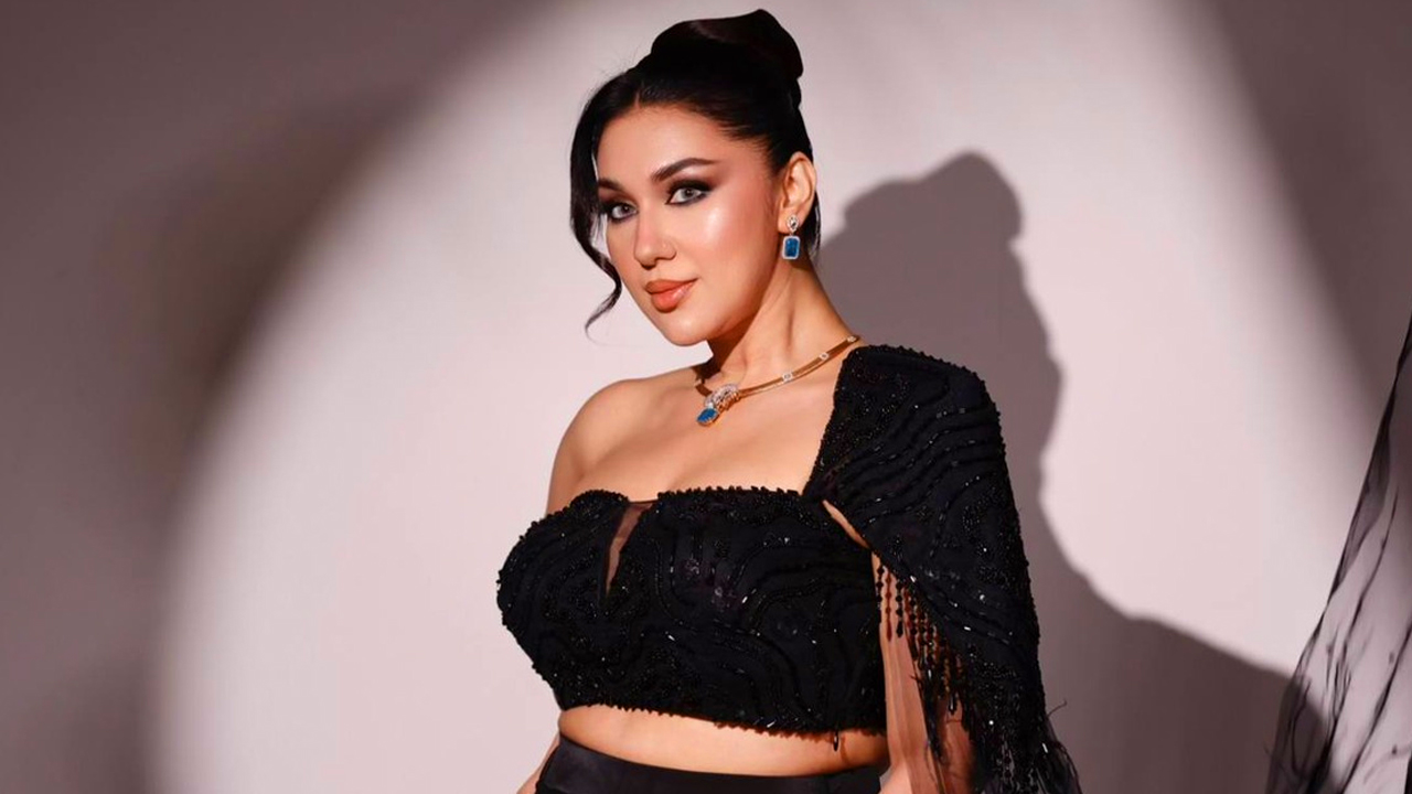 নিজের জন্য গর্ববোধ করো : অপু বিশ্বাস